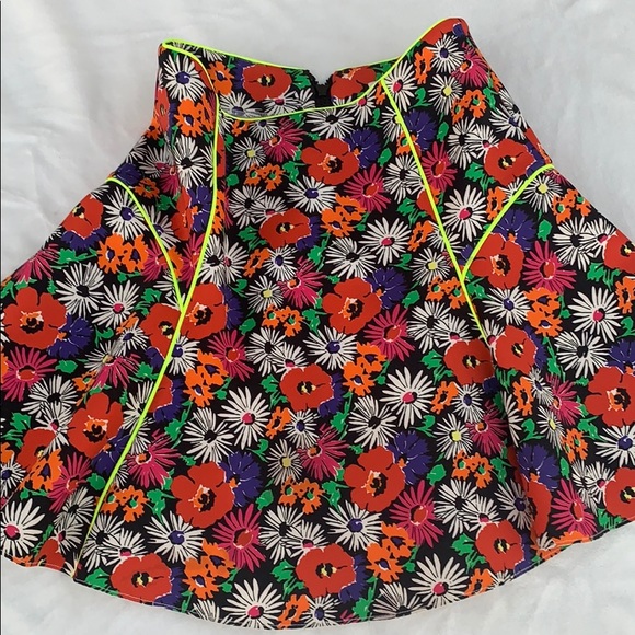 Veronica Beard skater scuba floral skirt sz 2 - Picture 2 of 13